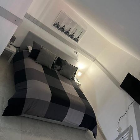 הוילה נאפולי Casa Vacanza Azzurra מראה חיצוני תמונה