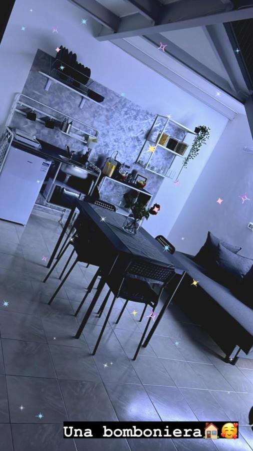 הוילה נאפולי Casa Vacanza Azzurra מראה חיצוני תמונה